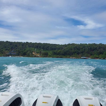 Lucky Sun Saracen Bay Hostel เกาะรงสำลน ภายนอก รูปภาพ