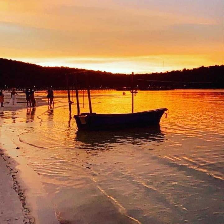 Lucky Sun Saracen Bay Hostel เกาะรงสำลน ภายนอก รูปภาพ