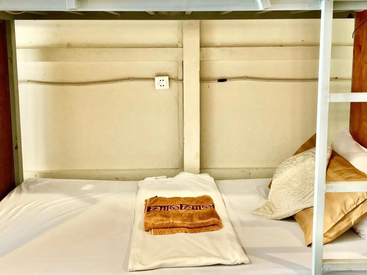 Lucky Sun Saracen Bay Hostel เกาะรงสำลน ภายนอก รูปภาพ