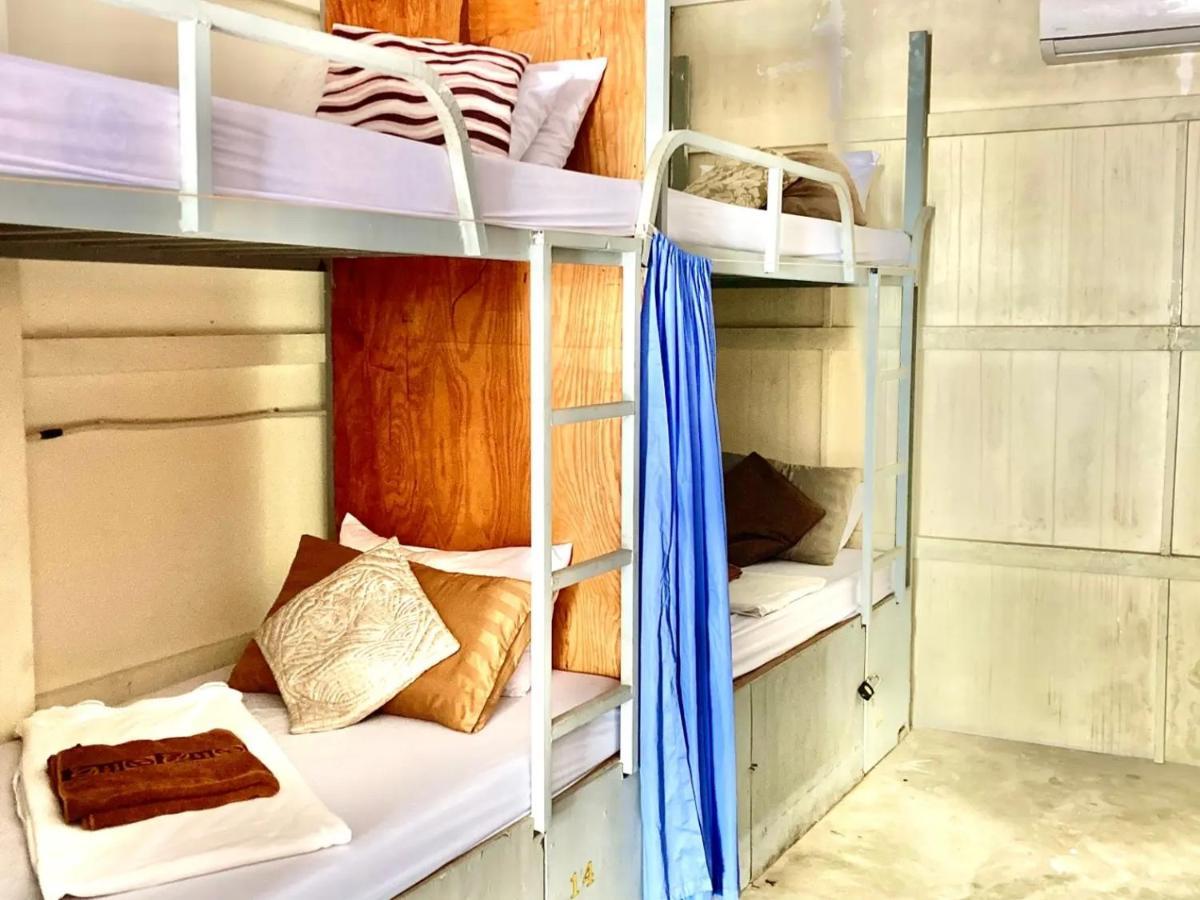 Lucky Sun Saracen Bay Hostel เกาะรงสำลน ภายนอก รูปภาพ