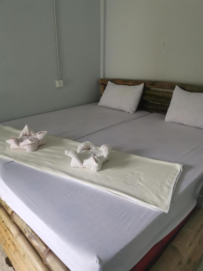 Lucky Sun Saracen Bay Hostel เกาะรงสำลน ภายนอก รูปภาพ