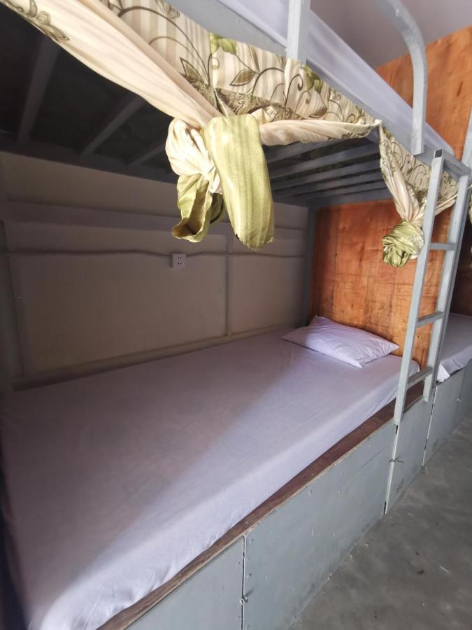 Lucky Sun Saracen Bay Hostel เกาะรงสำลน ภายนอก รูปภาพ